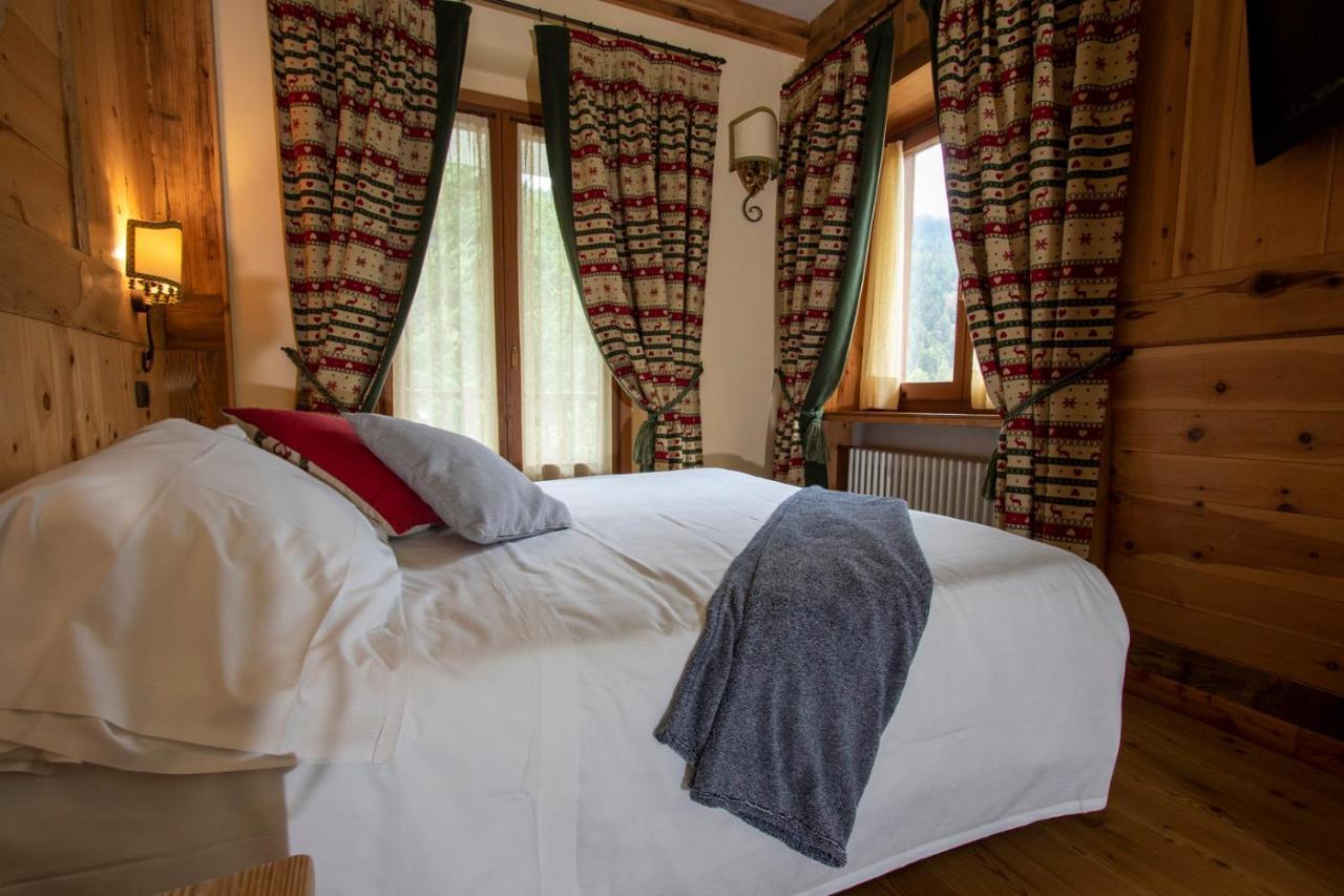 Laghetto Alpine Hotel & Restaurant Brusson Dış mekan fotoğraf