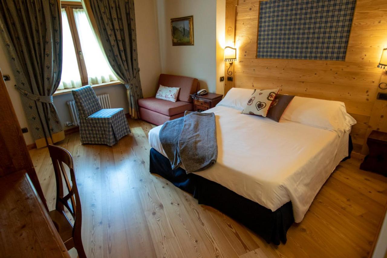 Laghetto Alpine Hotel & Restaurant Brusson Dış mekan fotoğraf