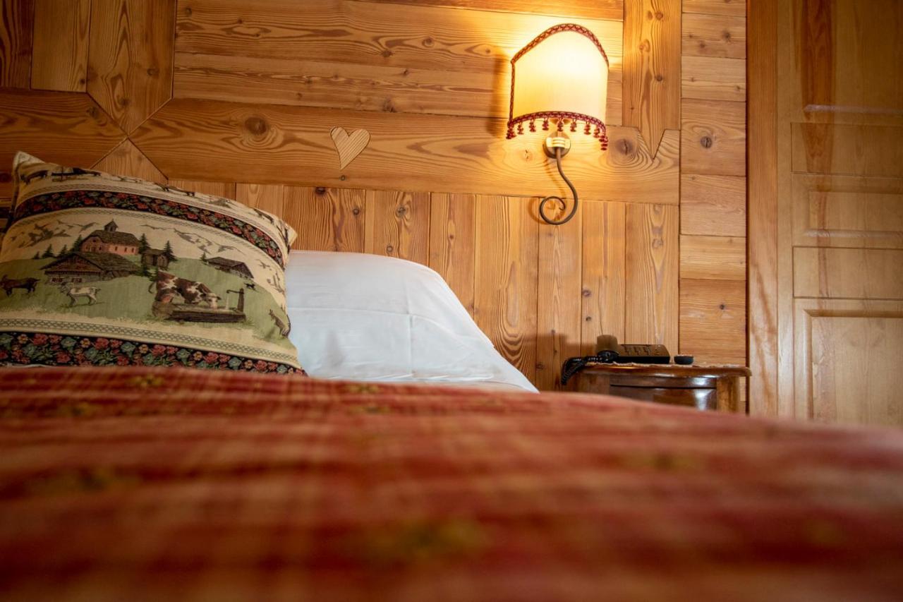 Laghetto Alpine Hotel & Restaurant Brusson Dış mekan fotoğraf