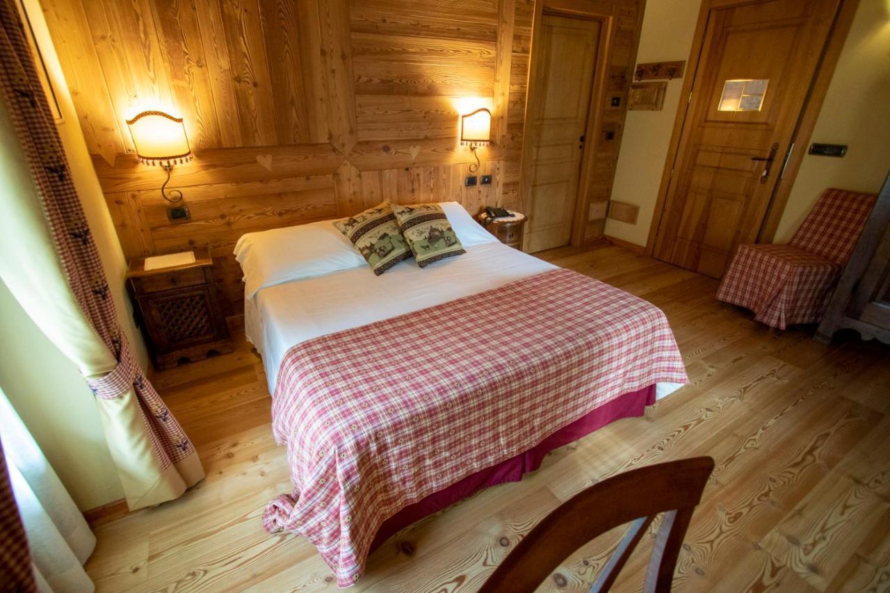 Laghetto Alpine Hotel & Restaurant Brusson Dış mekan fotoğraf