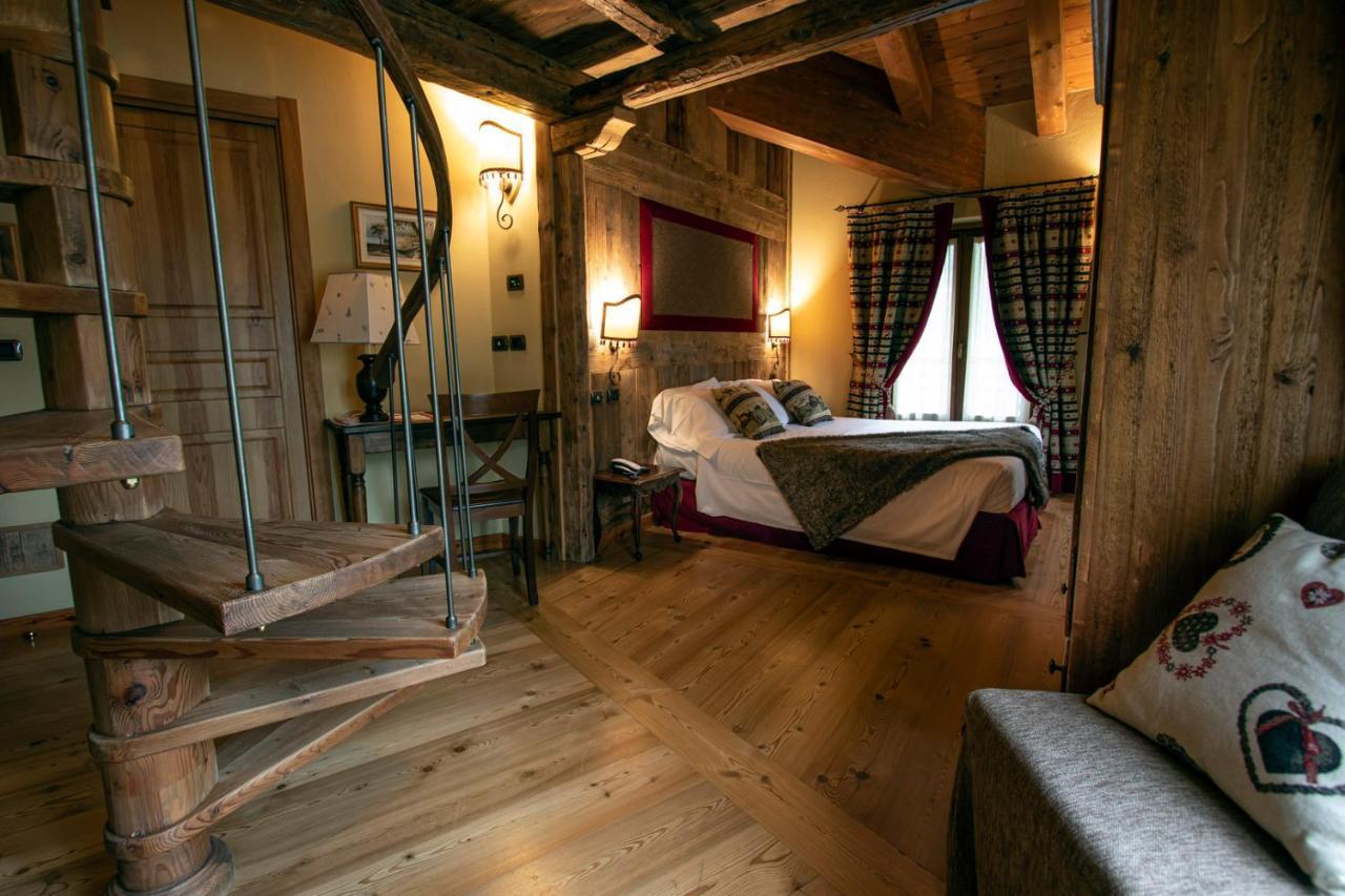 Laghetto Alpine Hotel & Restaurant Brusson Dış mekan fotoğraf