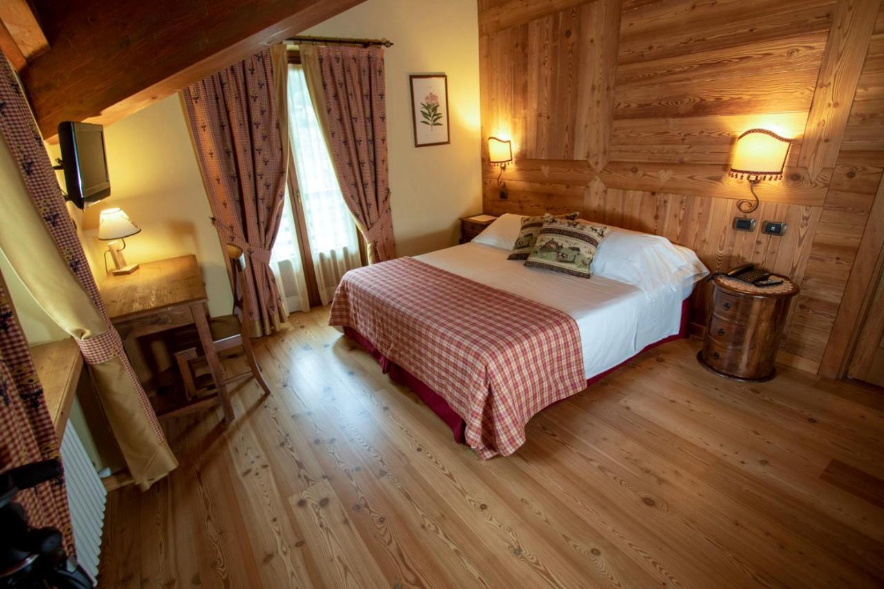 Laghetto Alpine Hotel & Restaurant Brusson Dış mekan fotoğraf